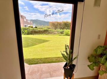 VISTAS DESDE EL PASILLO · Casa en Venta Barrio con Seguridad