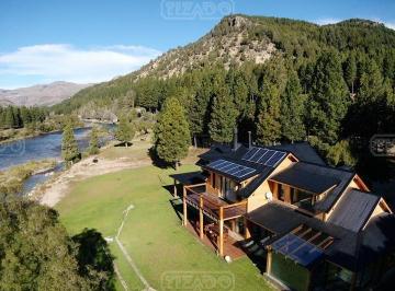 Casa · 357m² · 4 Ambientes · 1 Cochera · Casa en Venta Orillas del Caleufu, San Martin de Los Andes
