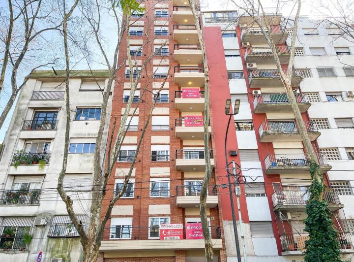 Desarrollo vertical · Hipólito Yrigoyen 4221