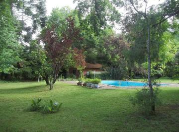 Casa · 189m² · 5 Ambientes · 1 Cochera · Casa en Venta en Highland Park Country Club con Pileta