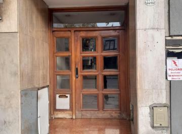 Departamento de 4 ambientes, Flores · Departamento de 4 Ambientes con Balcon Al Frente
