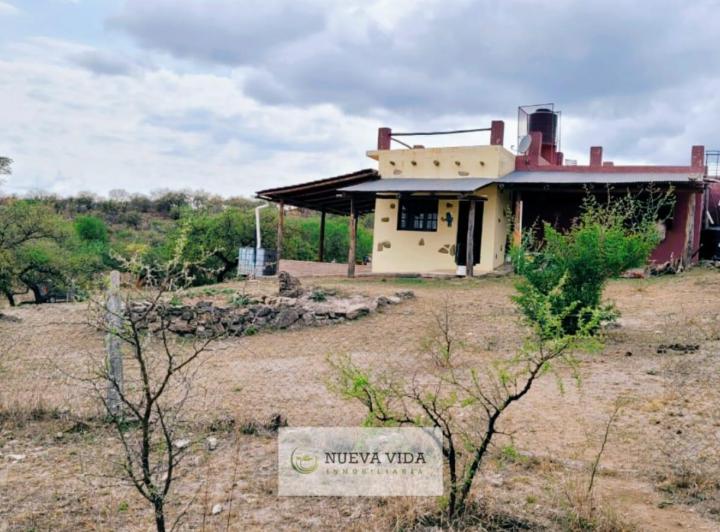 Casa · 140m² · 6 Ambientes · 2 Cocheras