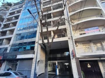 Departamento · 50m² · 2 Ambientes · Exte. Depto. con Patio Propio Súper Amplio y Exclusivo - Subte