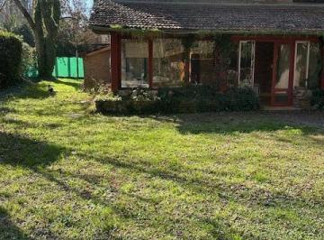 Casa · 1000m² · 6 Ambientes · 2 Cocheras · Casa a La Venta en Tortuguitas con Pileta Sobre Calle Misiones