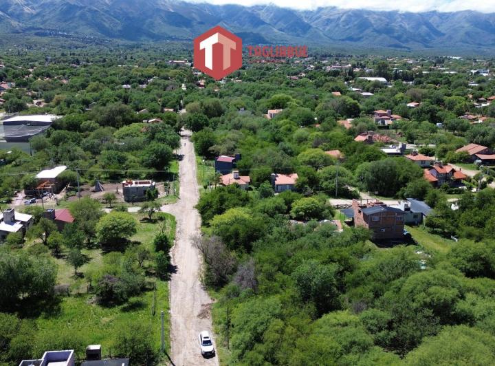 Terreno · 835m²