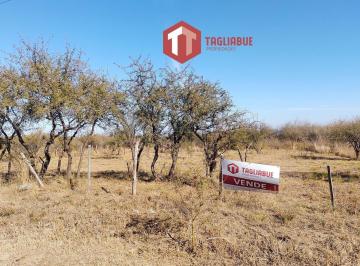 Terreno · 897m² · Carlos Gardel