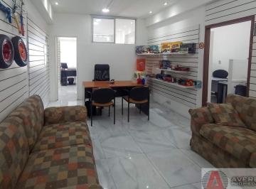 Oficina comercial · 58m² · 3 Ambientes · Impecable Oficina en Av Corrientes y Pasteur. Sup. 65 m²