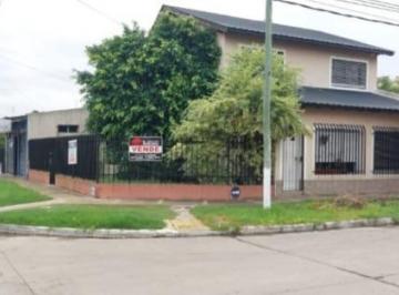 Casa de 8 ambientes, La Matanza · Casa con Local y Departamentos en Venta, González Catán