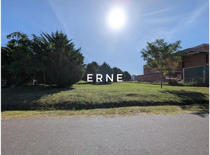 Terreno · 615m²