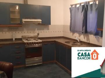Casa · 200m² · 7 Ambientes · 3 Cocheras · Venta Casa - Parque Capital - Cumbres Negras Al 2546 - Muy Bonita - Apto Crédito Hipotecario