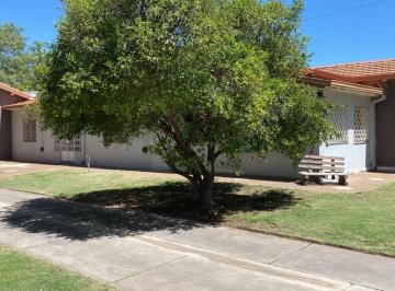 Casa · 355m² · 4 Dormitorios · 2 Cocheras · Venta Casa Sobre Lote 1475 m² en San Rafael Excelente Entorno