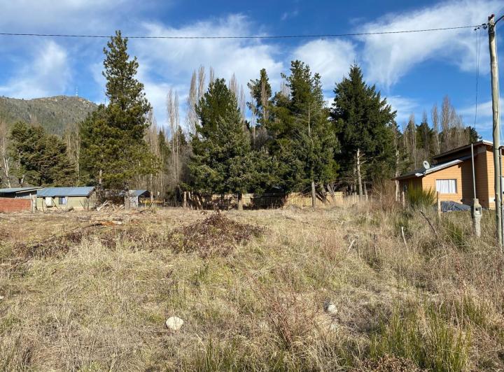 Terreno · 604m²