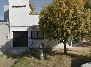 PH · 80m² · 3 Ambientes · 1 Cochera · PH en Venta en Ramos Mejia