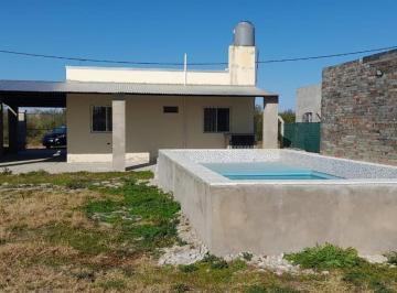 Quinta vacacional · 55m² · 3 Ambientes · 1 Cochera · Venta de Quinta a Estrenar en Sauce Viejo