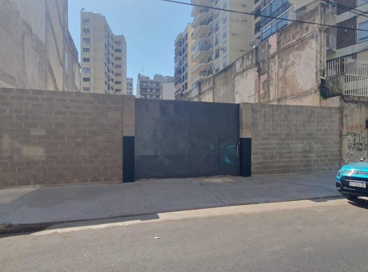 Terreno · 805m²