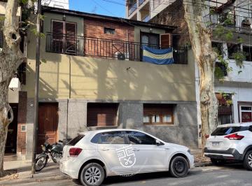PH · 240m² · 5 Ambientes · Casa/ph Sobre Lote Propio de 230 M&sup2;/ 3 Unidades