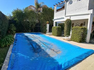 Casa de 4 ambientes, General Rodríguez · Casa Retasada en Country "Las Lajas", General Rodríguez
