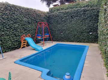 Departamento de 4 ambientes, Almirante Brown · Amplio Dúplex en Venta