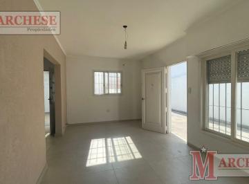 PH · 76m² · 3 Ambientes · 1 Cochera · PH 3 Ambientes en Venta en Castelar Norte