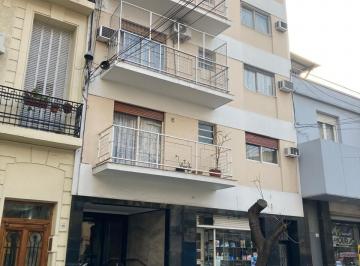 Departamento de 2 ambientes, San Cristobal · Dos Ambientes San Cristobal Exc Estado Luz Sol Cerca Av Belgrano y Av Entre Rios