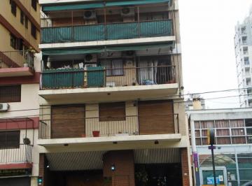 Departamento de 4 ambientes, Boedo · Departamento 4 Ambientes en Muy Buena Ubicaciòn