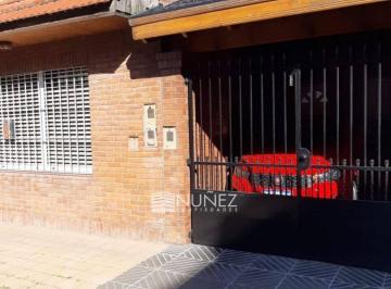 ANC-ANC-1014_2 · Venta Casa Cuatro Ambientes en Bernal