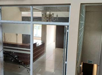 Oficina comercial · 70m² · 4 Ambientes · Oficina en Alquiler Sobre Av Maipú