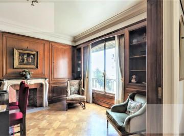 Departamento · 265m² · 7 Ambientes · 2 Cocheras · Venta - Piso Alto Exclusivo - Recoleta - Prime Location - 4 Dorm. - 2 Cocheras