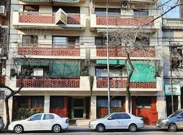 Departamento de 3 ambientes, Barracas · 3 Ambientes Al Frente con Balcón Muy Lindo Departamento