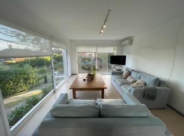 Casa · 5 Dormitorios · Casa - Montoya