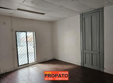 PH de 4 ambientes, Villa Urquiza · PH Piso Unico con Entrada Indep, 1° Piso X Escalera de 4 Ambientes con Terraza!