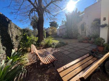 PH · 130m² · 3 Ambientes · 1 Cochera · PH en Venta en Ituzaingó Sur