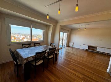 Departamento · 145m² · 4 Ambientes · 2 Cocheras · Departamento Cuatro Ambientes Alquiler