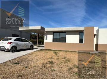 Casa · 179m² · 4 Ambientes · Venta de Casa en Barrio San Felipe Canning