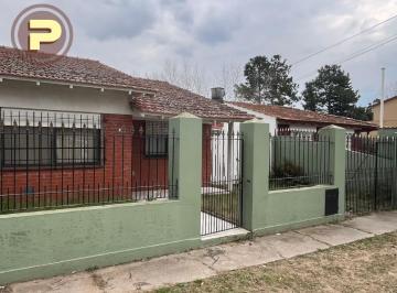 Casa de 3 ambientes, Santa Teresita · Casa Sola en El Lote con Gas Natural