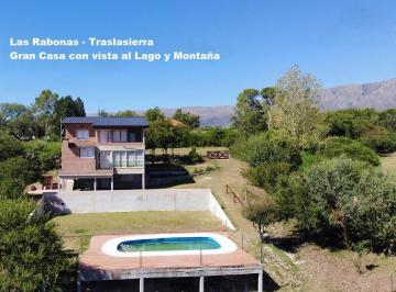 Casa · 309m² · 4 Ambientes · 3 Cocheras · En Venta Dos Hermosas Casas en Las Rabonas