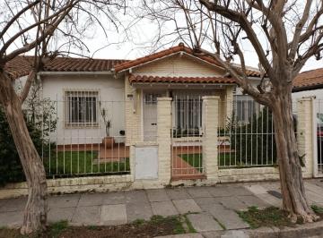 Casa de 4 ambientes, Tres de Febrero · Venta Casa 4 Ambientes en Ciudad Jardin El Palomar