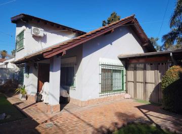 Casa · 140m² · 5 Ambientes · 1 Cochera · Casa en Venta en Pilar, G. B. a. Zona Norte