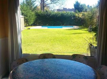 Casa de 4 ambientes, Pilar · Casa Venta - Bc " El Molino " Lote Central, con Pileta