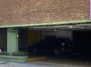Garage , Centro / Microcentro · Excelente Cochera Para Auto.