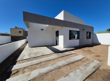 Casa de 4 ambientes, Mar de Ajó · Casa en PH en Planta Baja 4 Ambientes
