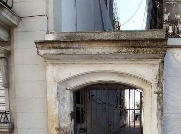 Departamento de 8 ambientes, Ciudad de Santa Fe · Departamento Interno 2 Niveles en San Martín 3425