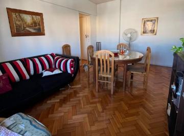 Departamento de 5 ambientes, Ciudad de Mendoza · Veronica Tahan Negocios Inmobiliarios Ofrece Departamento a La Venta