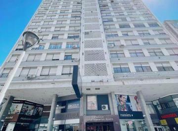 Departamento · 117m² · 4 Ambientes · 1 Cochera · Galeria Plaza