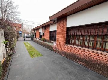 Casa · 472m² · 5 Ambientes · 5 Cocheras · Casa en Alquiler - Para Uso Comercial o Vivienda - Castelar