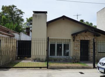 Casa · 148m² · 4 Ambientes · Casa en Venta en Villa Elisa