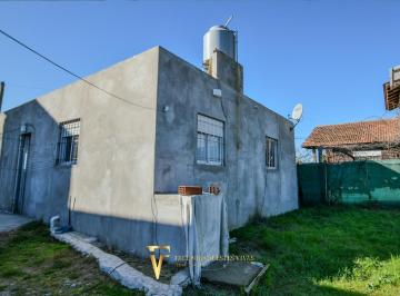 Casa · 67m² · 3 Ambientes · 1 Cochera · Casa 3 Ambientes en Mar de Ajó con Cochera - Amplio Terreno - Salida También a Dolores