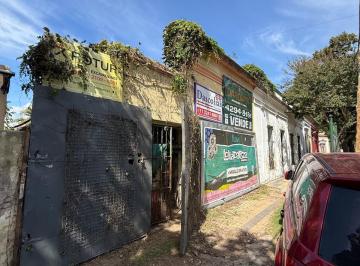 Casa de 1 ambiente, Almirante Brown · Lote con Propiedad a Demoler, Excelente Ubicación!