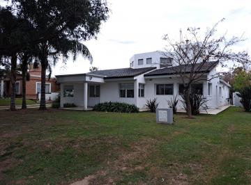 Casa de 7 ambientes, Villa Allende · Vendo Casa de 4 Dorm. 3 Baños Country San Isidro, en Una Planta