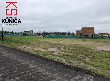 Terreno · 900m² · Lote Central de 900 m² en Bº Cerrado El Ensueño, Ing. Maschwitz